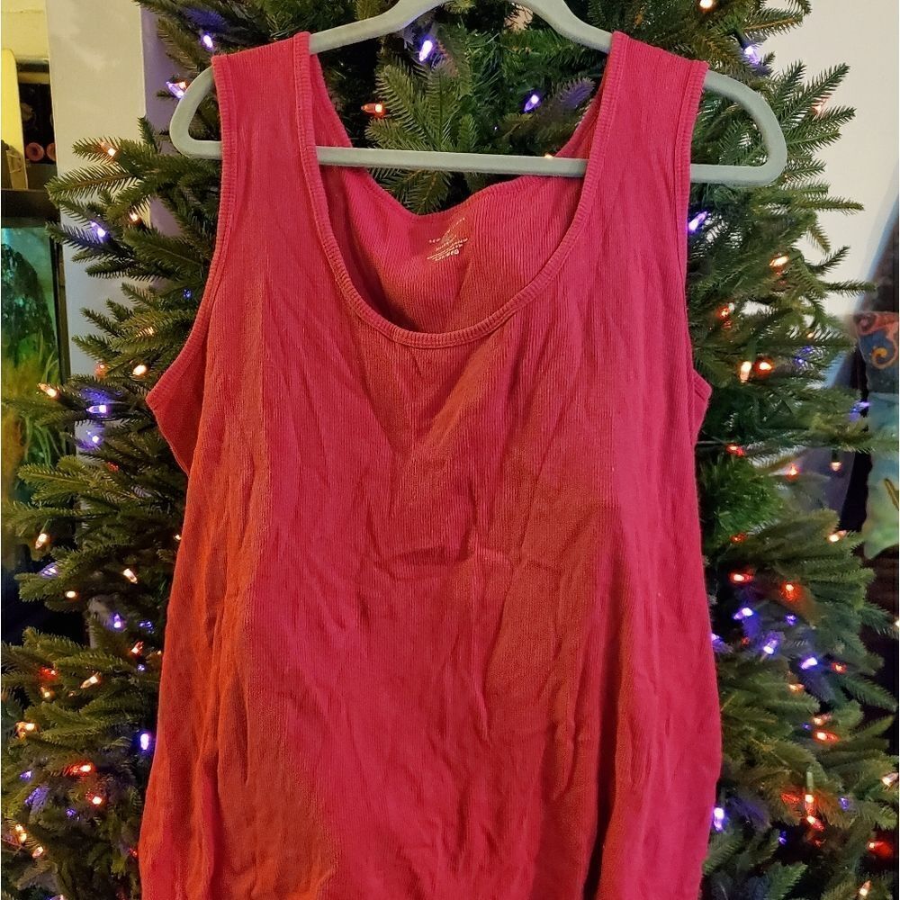 Tank Top‎